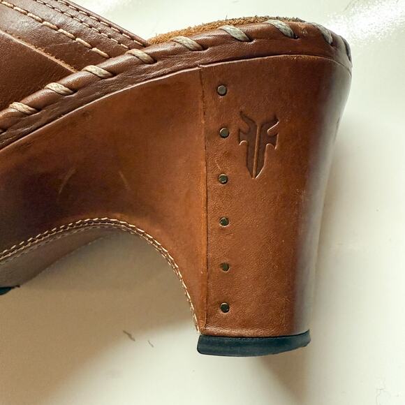 Frye Charlotte Ring Harness Brown Leather Clogs Cognac Brown Size 6M - Picture 7 of 11